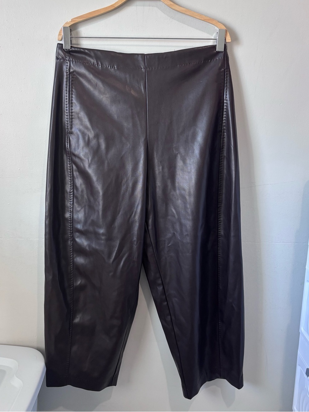 Max Studio Faux Leather Barrel Leg Pants | Dark Brown | Size Large
